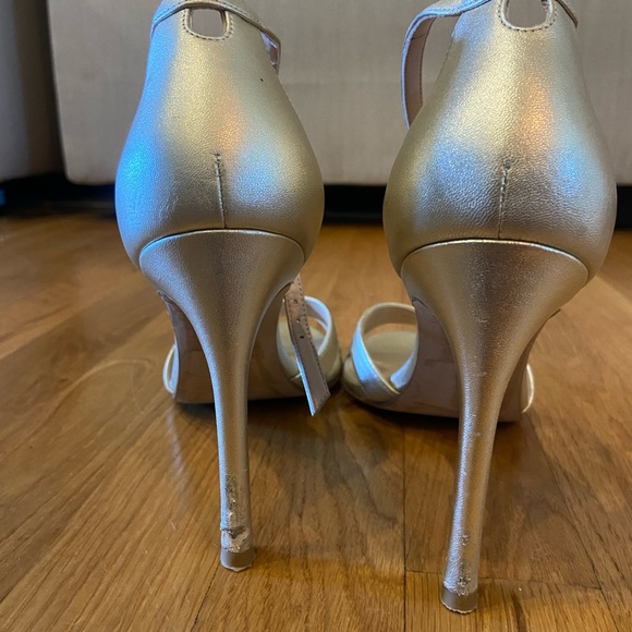 Stuart Weitzman Nudistsong Metallic Leather Sandals - Picture 4 of 5